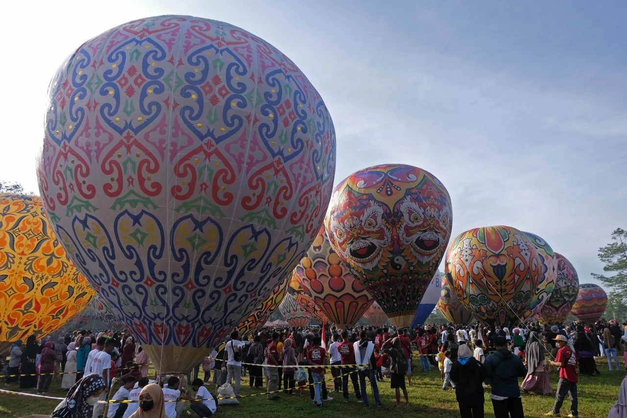Java Baloon Attraction...