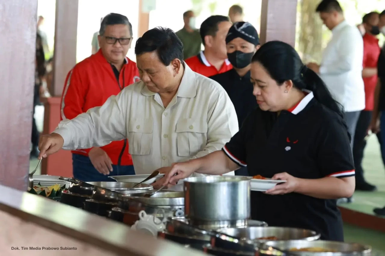 Momen Hangat Prabowo...