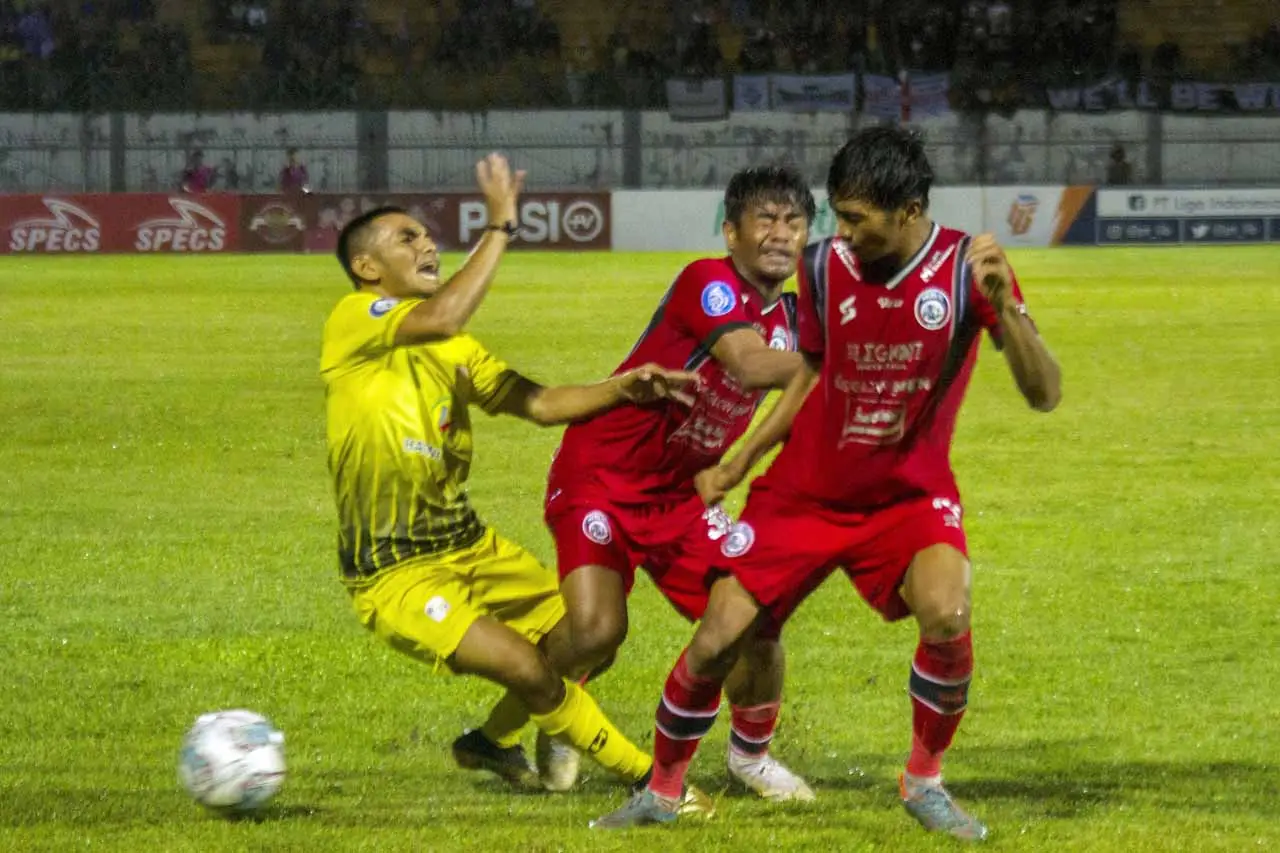 Lawan Arema FC, Barito...