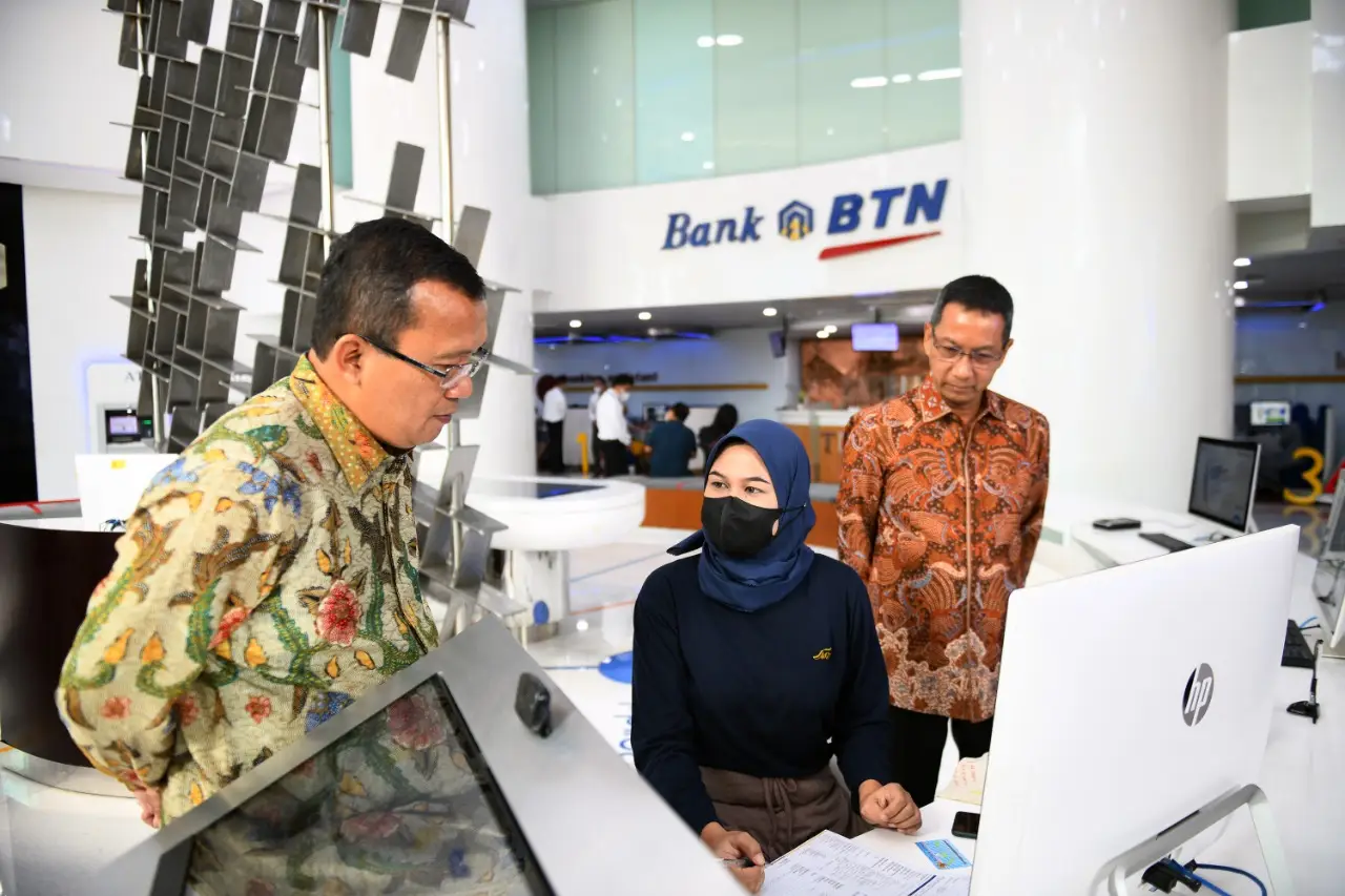 Hari Pelanggan, Direksi...