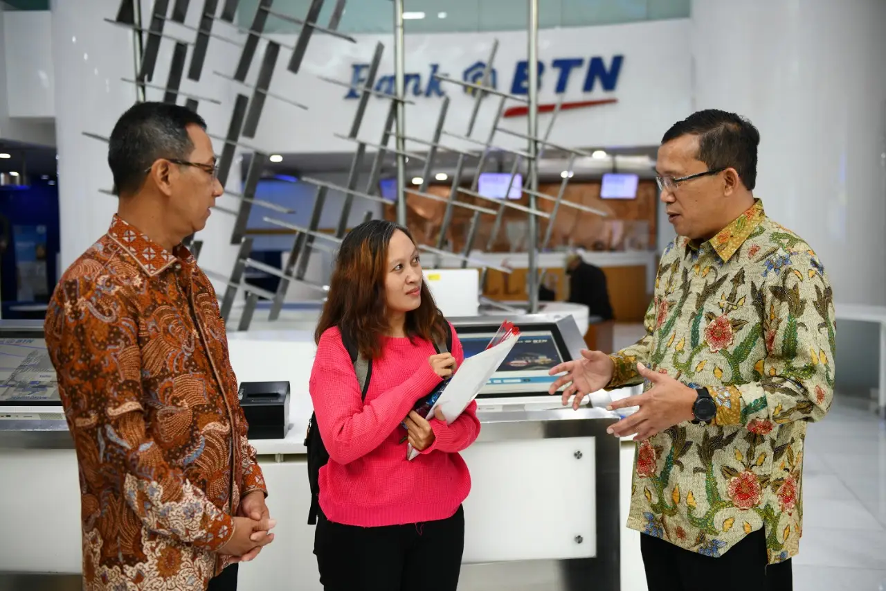 Hari Pelanggan, Direksi...