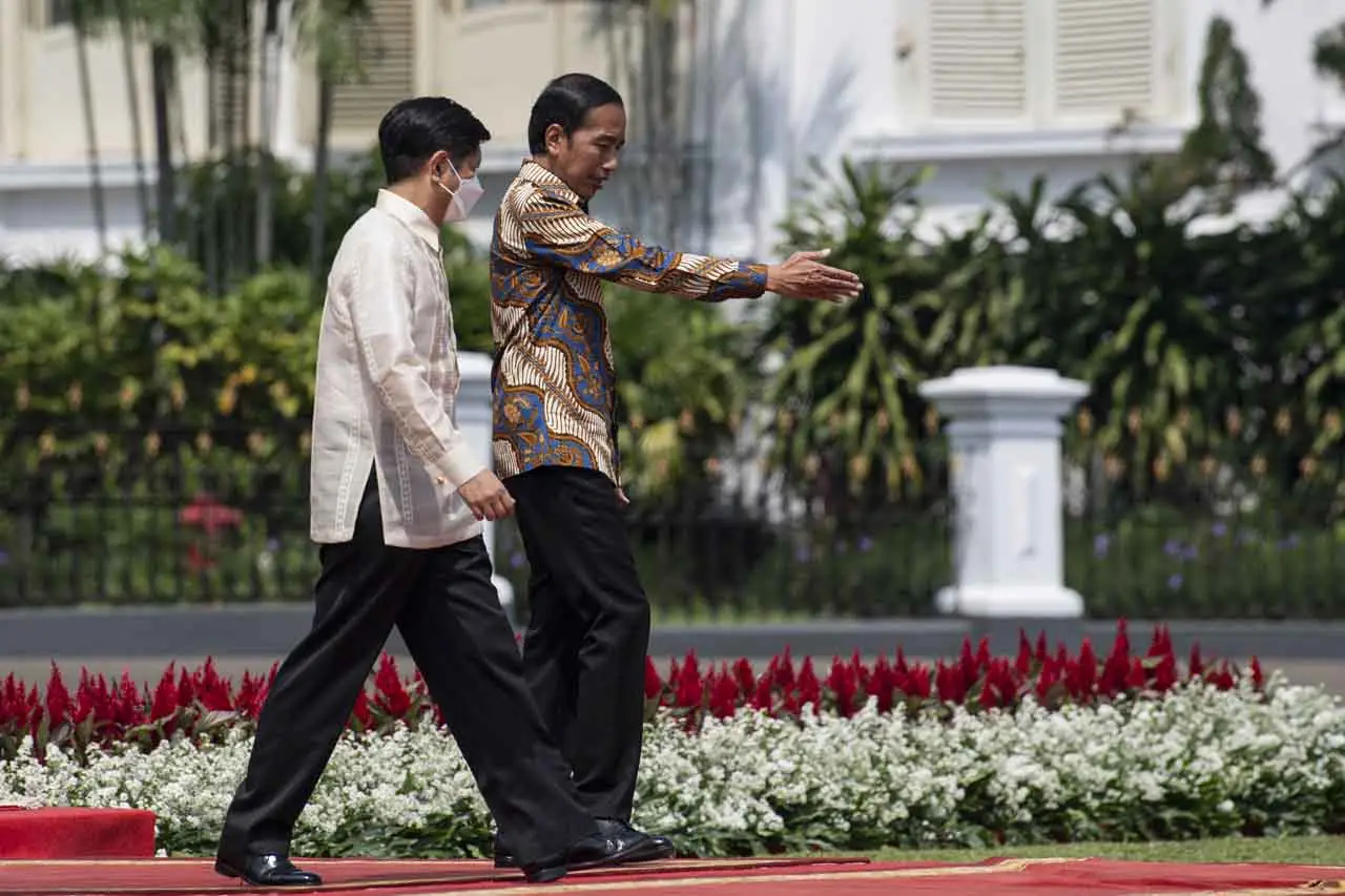 Presiden Jokowi Terima...