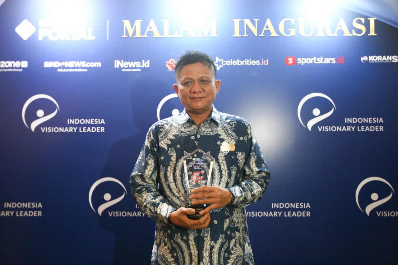 14 Kepala Daerah Raih...