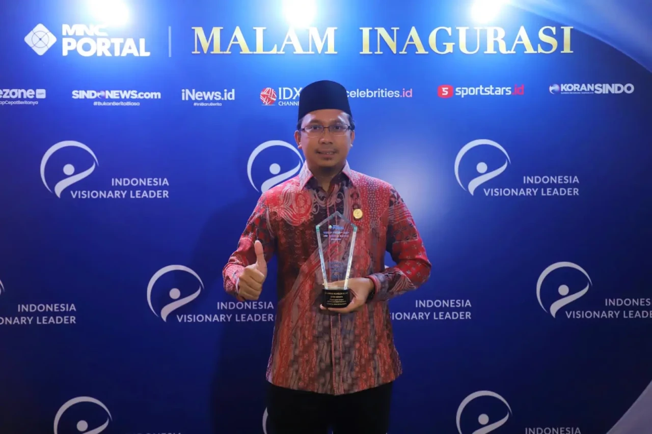 14 Kepala Daerah Raih...