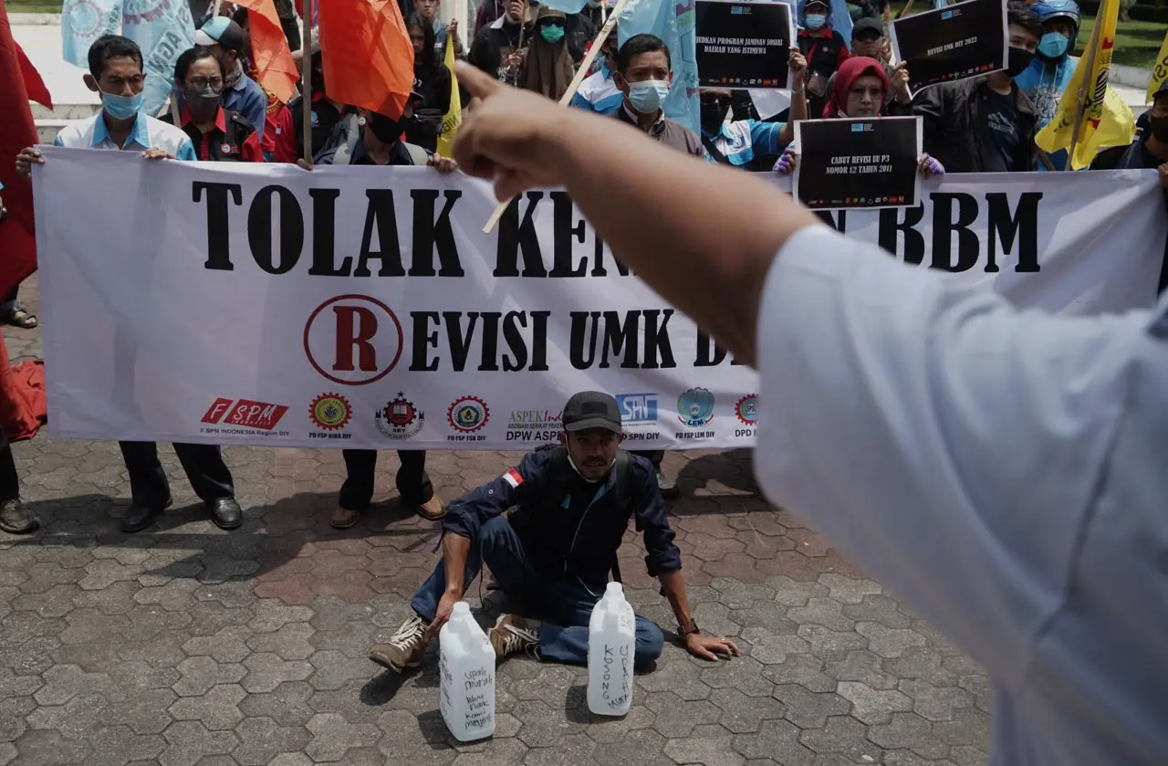 Aksi Tolak Kenaikan...