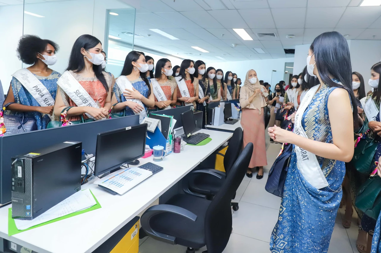 Finalis Miss Indonesia...
