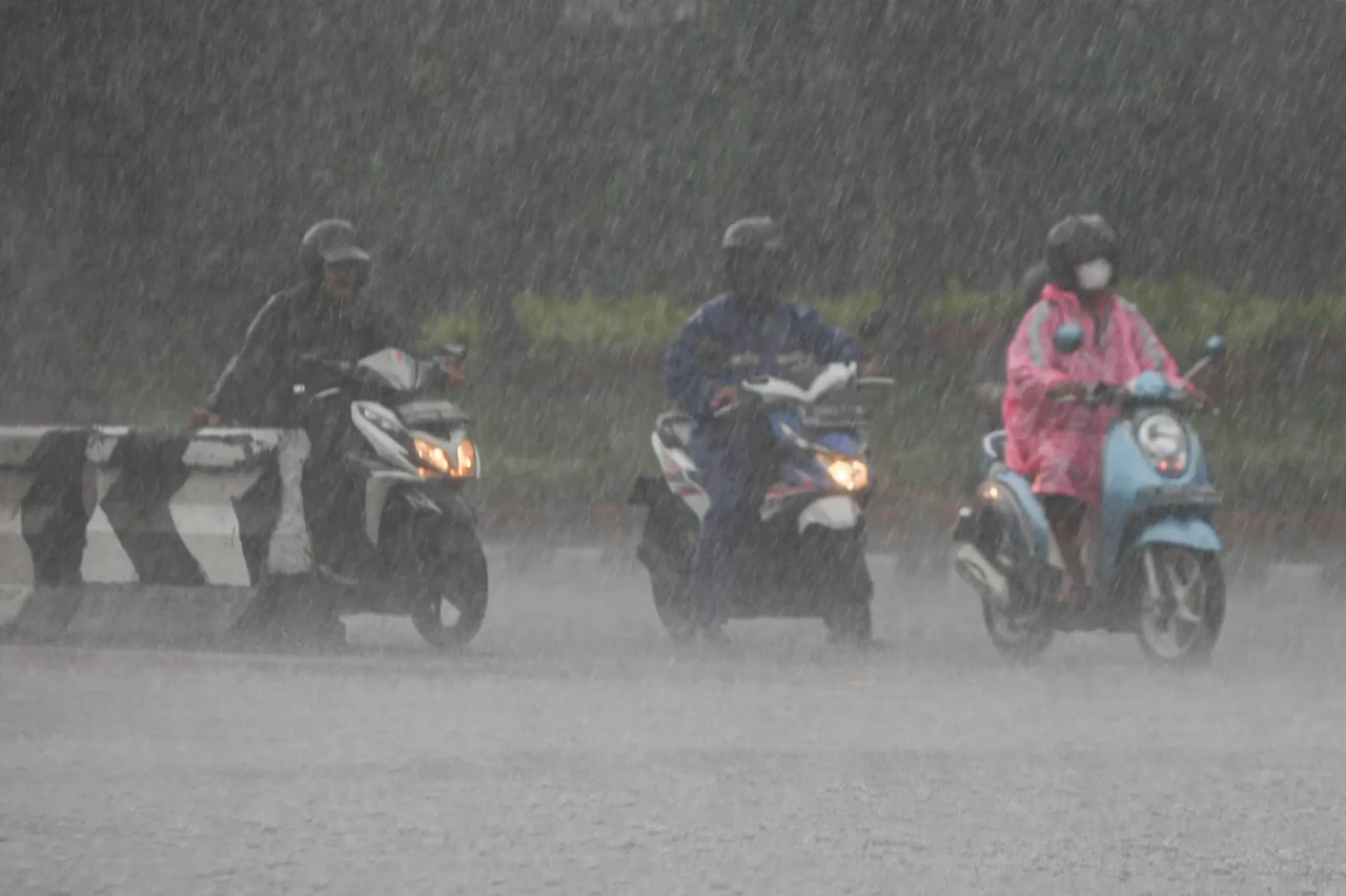 BMKG Perkirakan Puncak...
