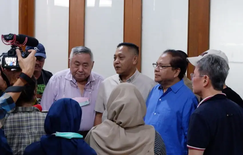 Protes Kenaikan Harga...