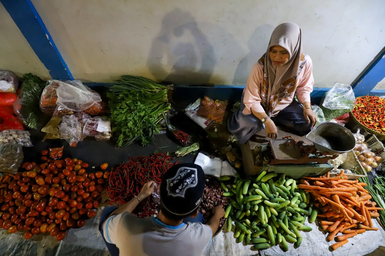 Harga Telur Berangsur...