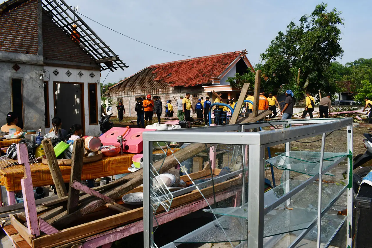 Bencana Angin Kencang...