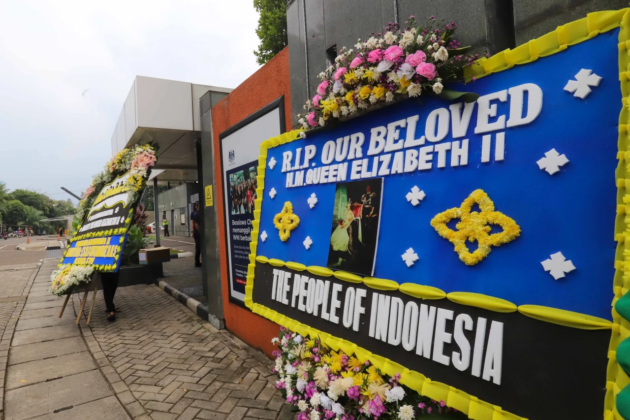 Karangan Bunga untuk...