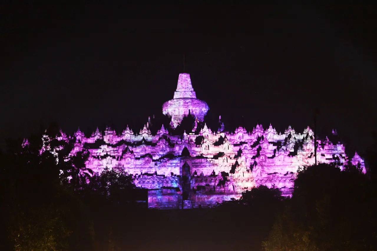 Warna-warni Candi Borobudur...