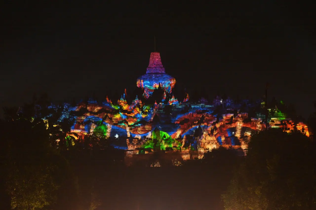 Warna-warni Candi Borobudur...