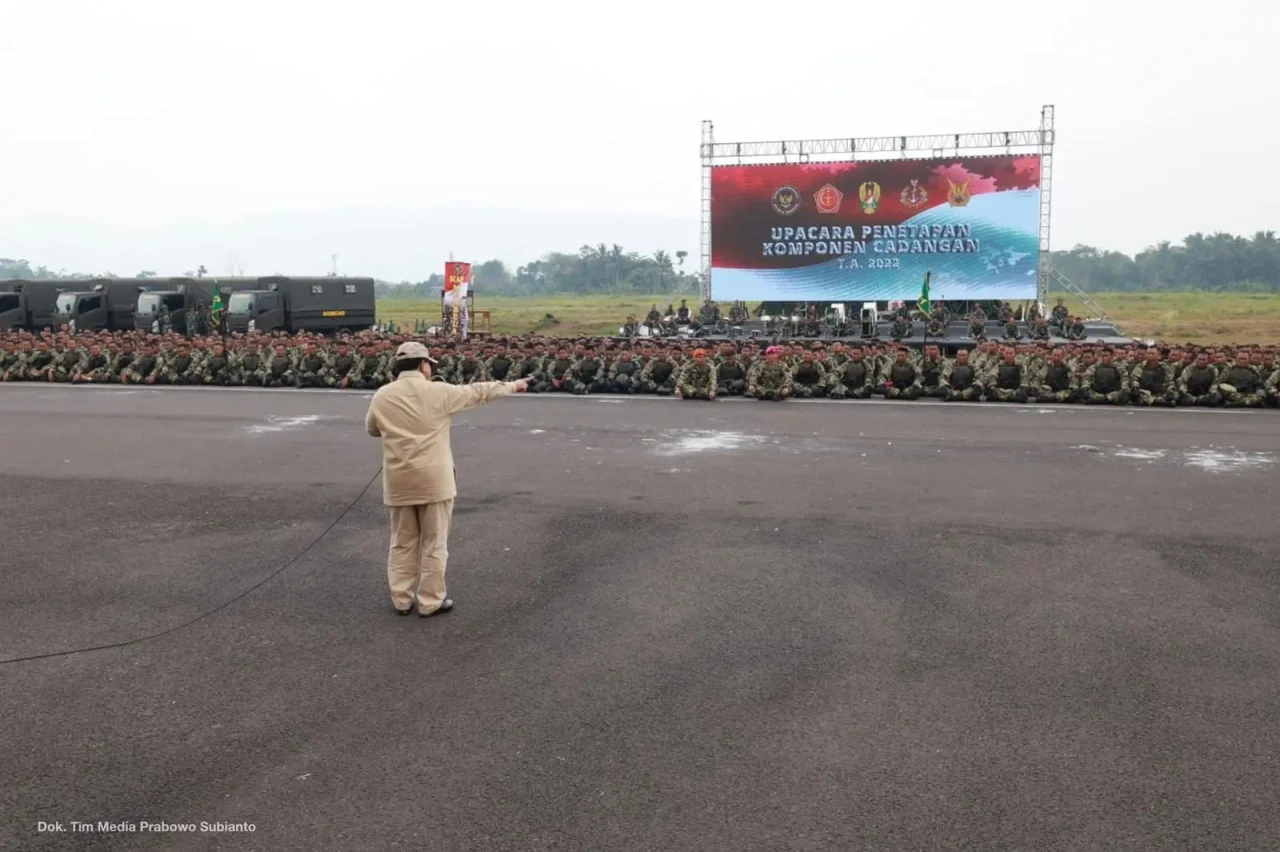 Di Balik Layar Suksesnya...