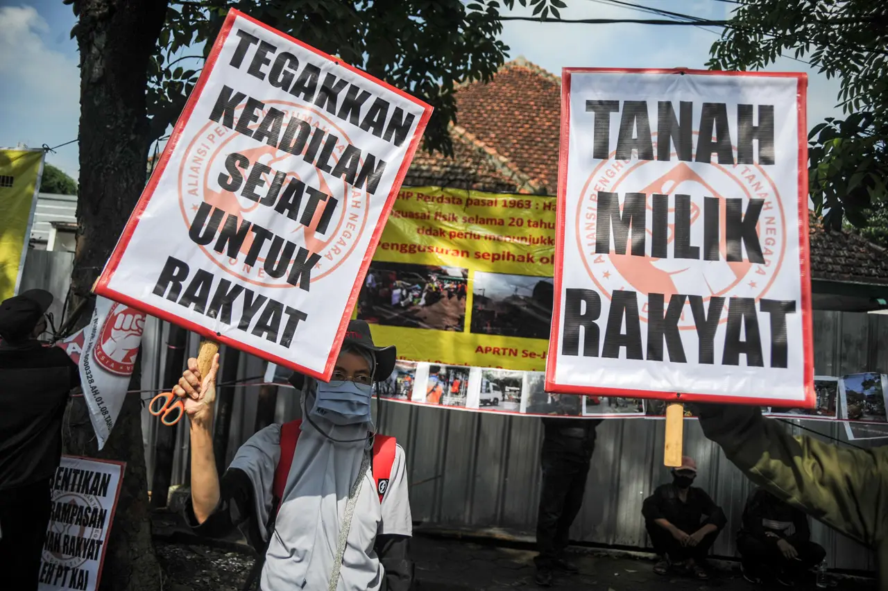 Aksi Korban Penggusuran...