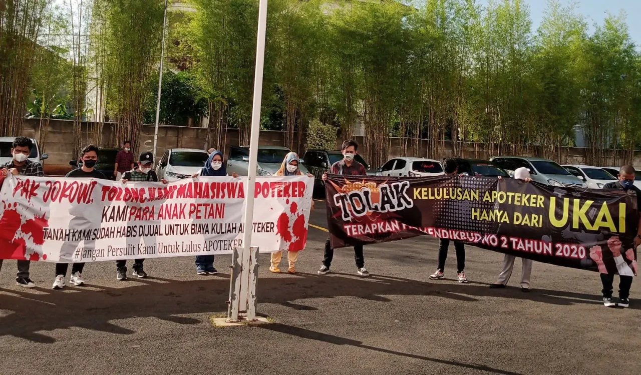 UTA 45 Jakarta Minta...
