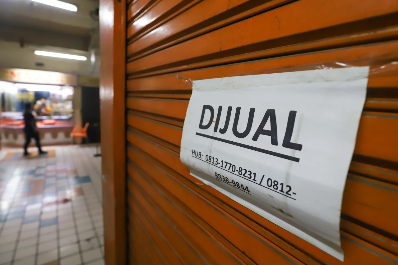 Kios di Pasar Mampang...