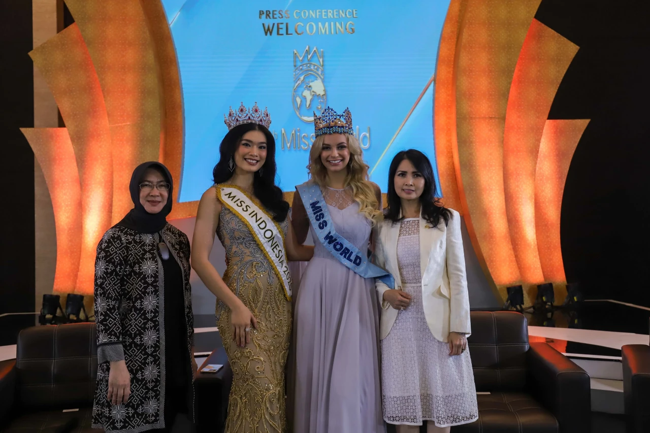 Miss World 2022 Karolina...