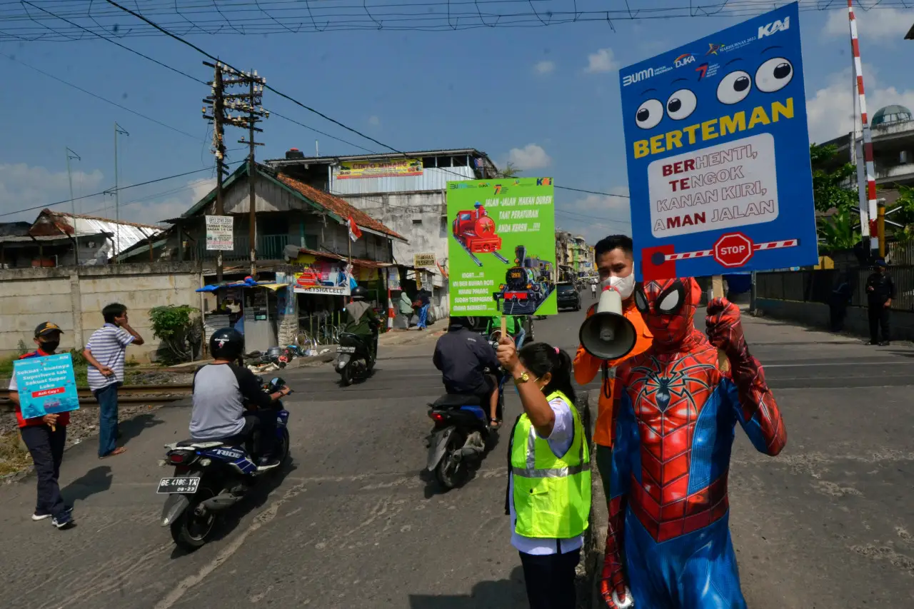 Superhero Kampanye Keselamatan...