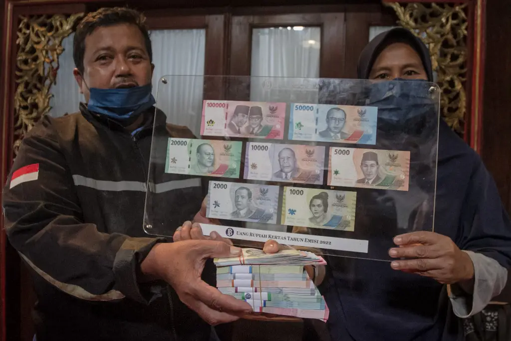 BI Solo Ganti Uang Rusak...