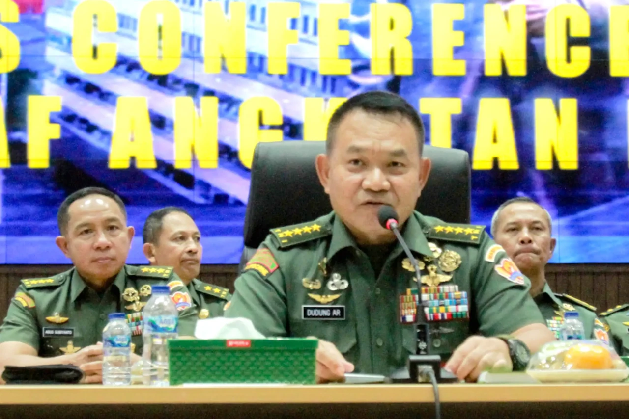 KSAD Jenderal TNI Dudung...