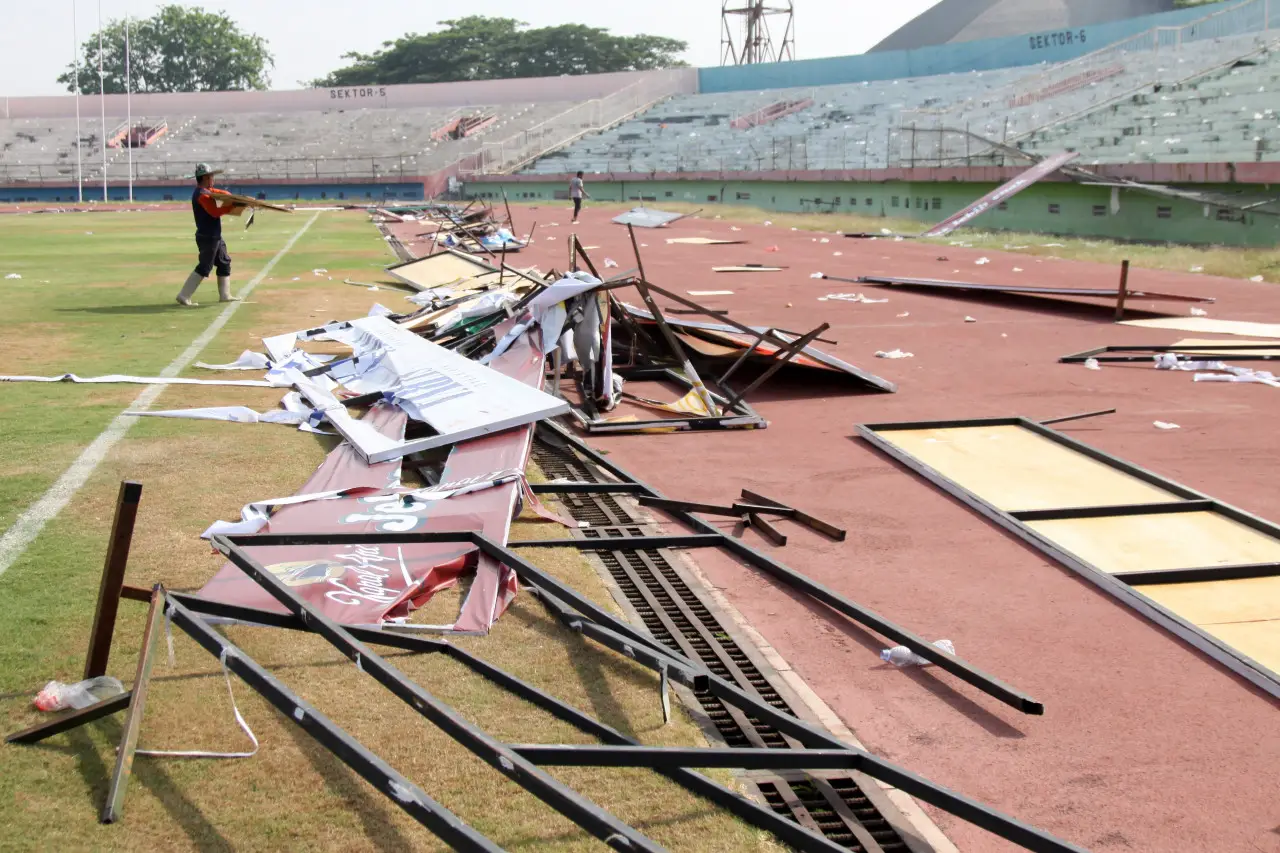 Stadion Gelora Delta...