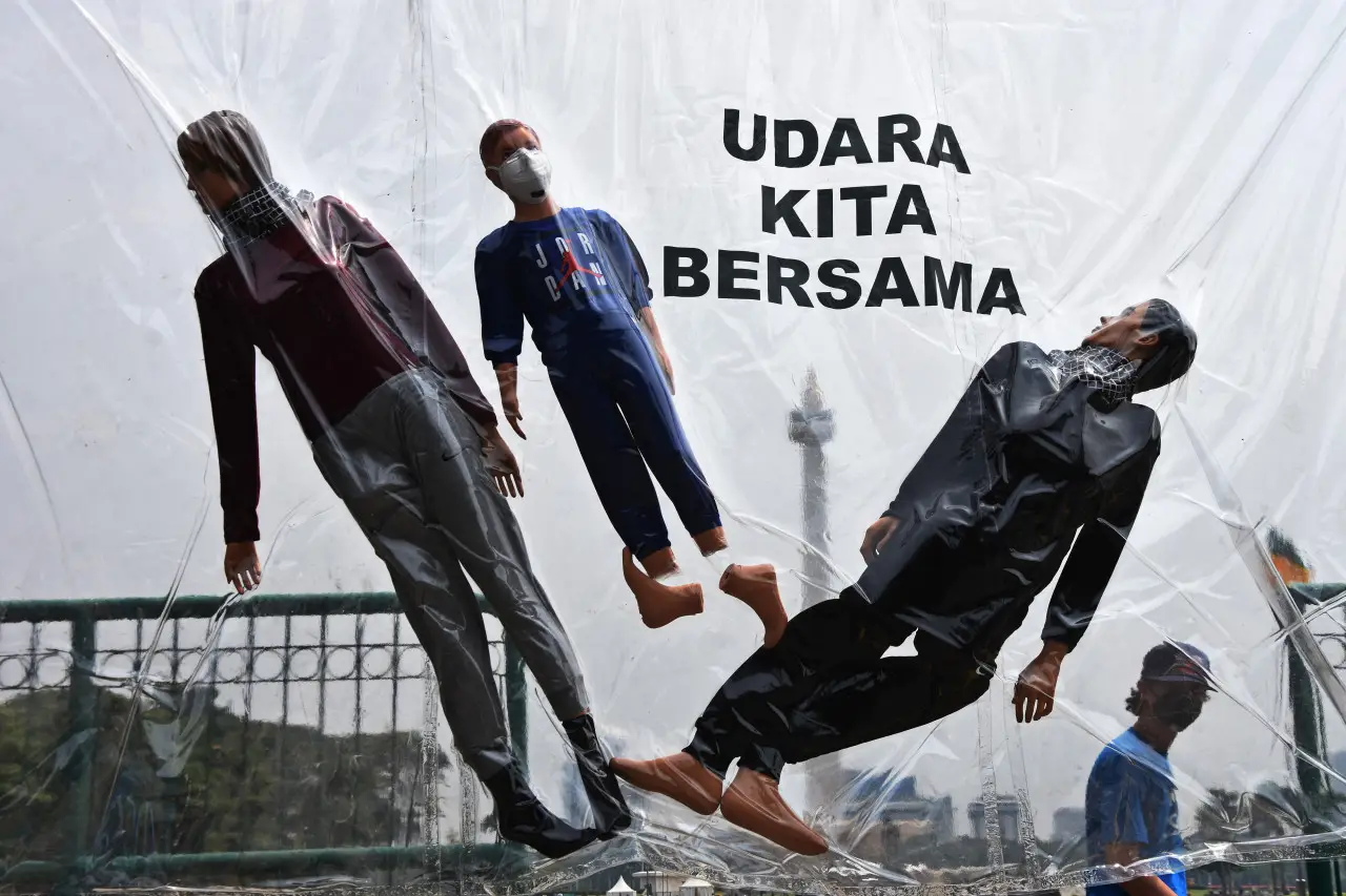 Aksi Tuntut Hak Udara...