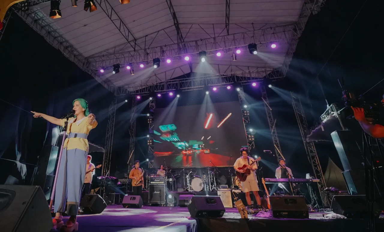 Keseruan Konser Musik...