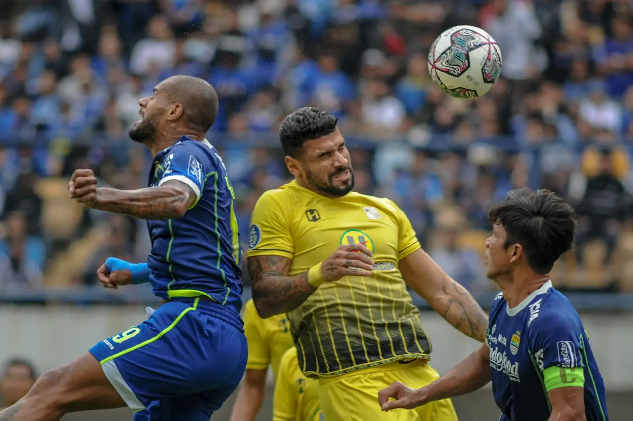 Perkasa! Persib Bandung...