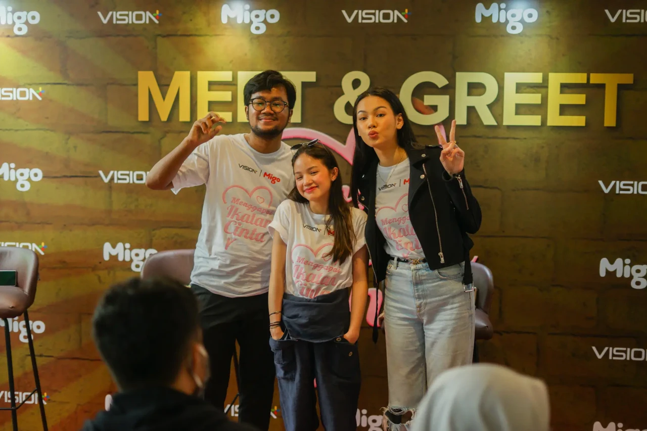Meet & Greet Original...