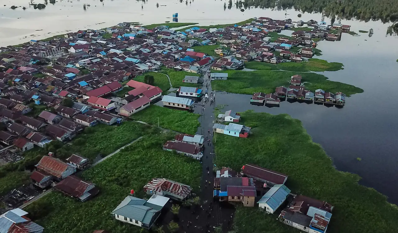 Banjir Rendam 1.007...