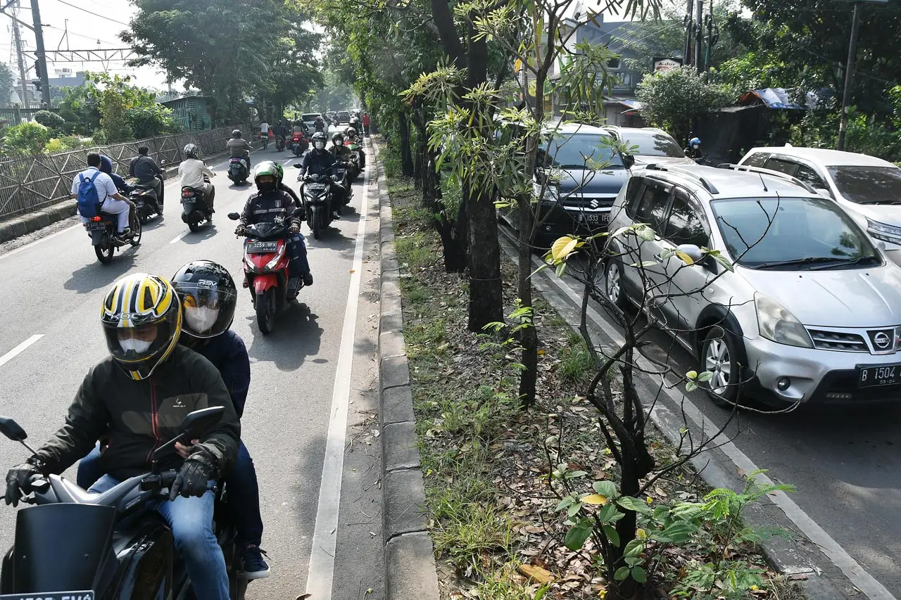 Atasi Kemacetan, Jam...