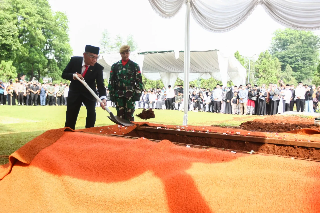 Jenazah Azyumardi Azra...