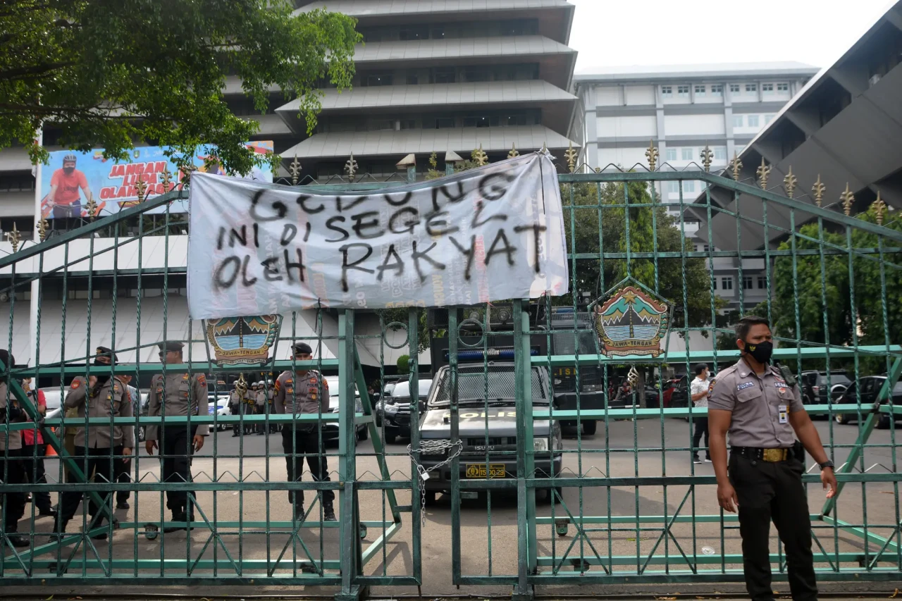 Demo Tolak BBM, Mahasiswa...