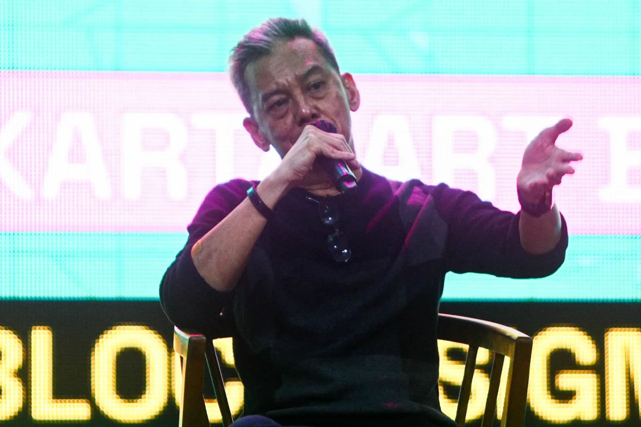 Rayakan Hari Jadi ke-3,...