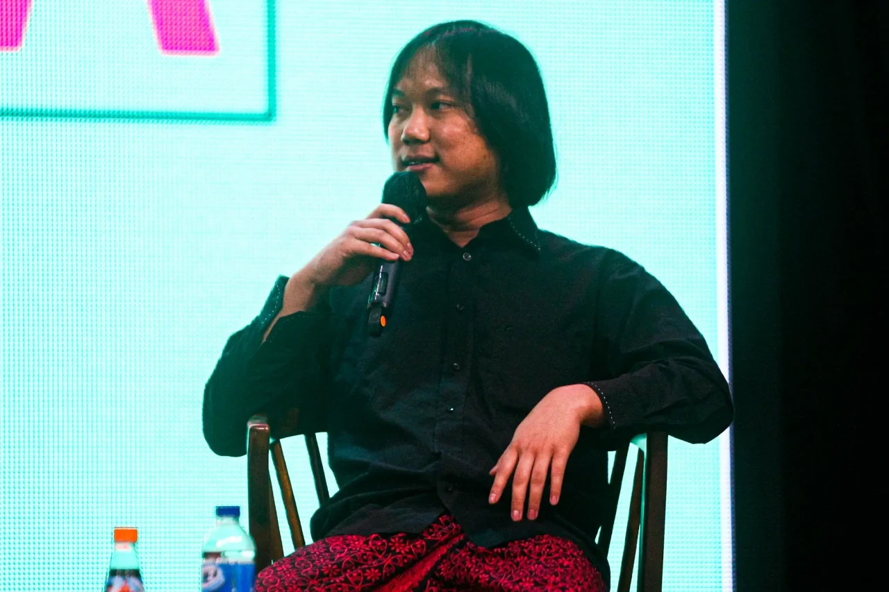 Rayakan Hari Jadi ke-3,...