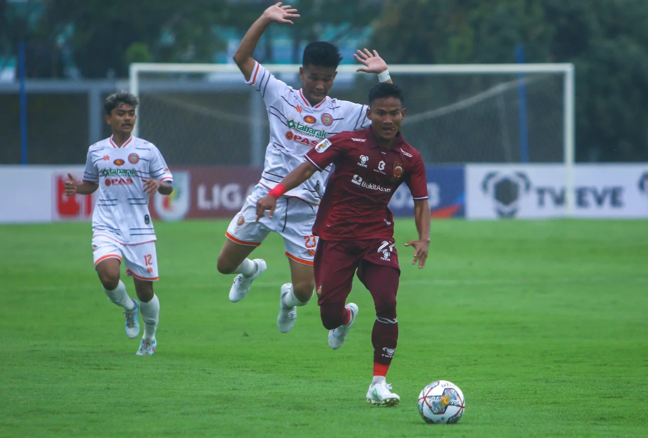 Sriwijaya FC Bungkam...