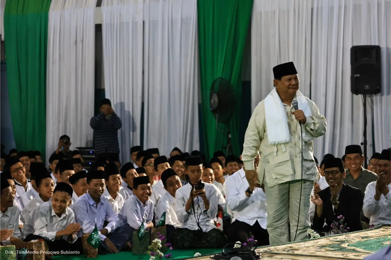 Momen Prabowo Subianto...