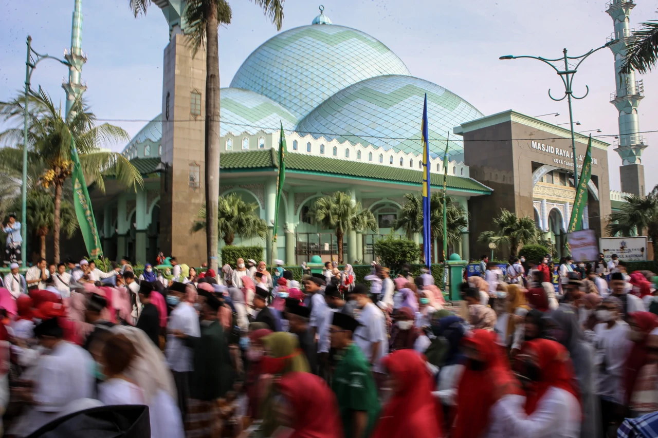 Ribuan Warga Tangerang...