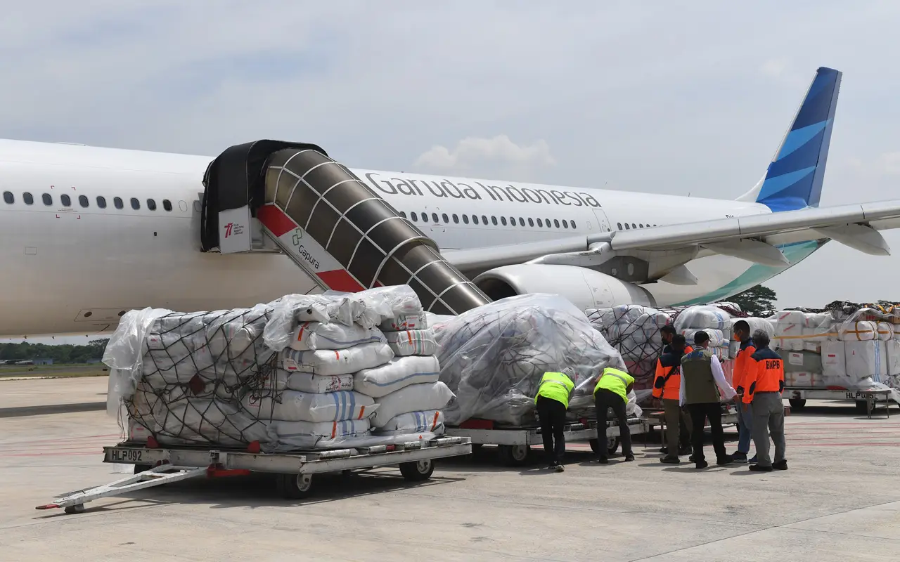 Indonesia Kirimkan Bantuan...