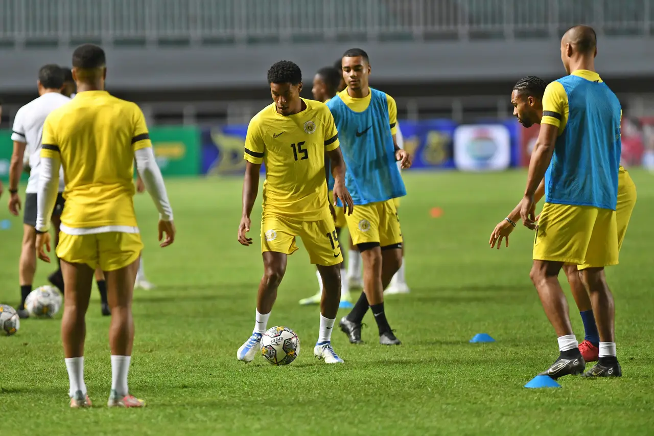 Mengintip Persiapan...