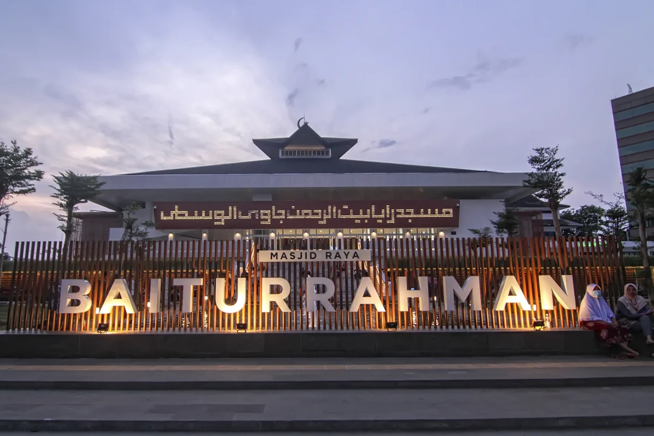 Wajah Baru Masjid Raya...