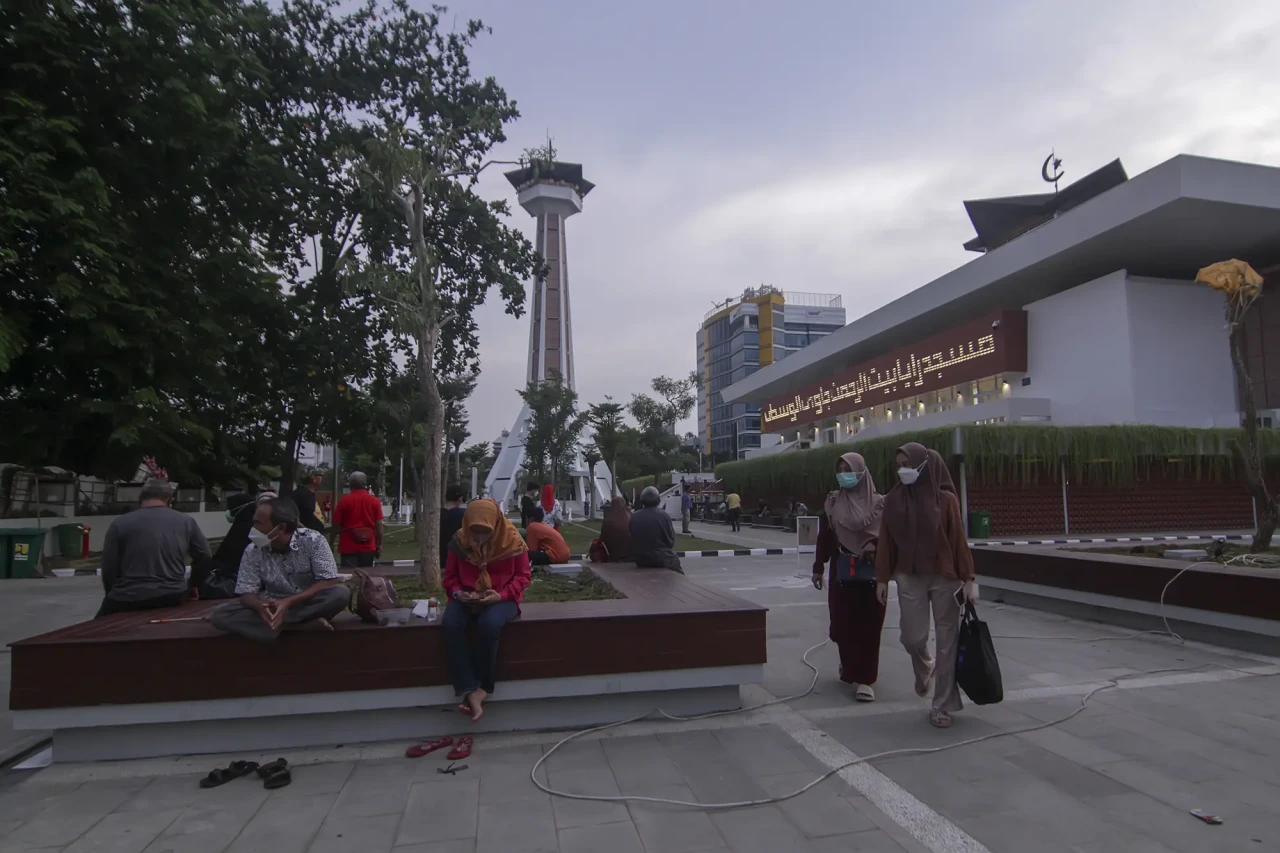 Wajah Baru Masjid Raya...