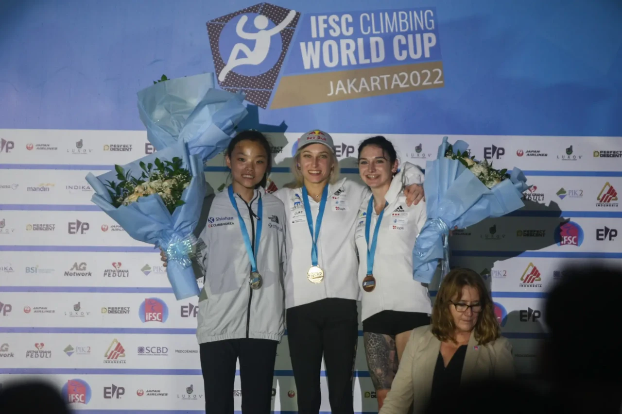 Janja Garnbet Juara...