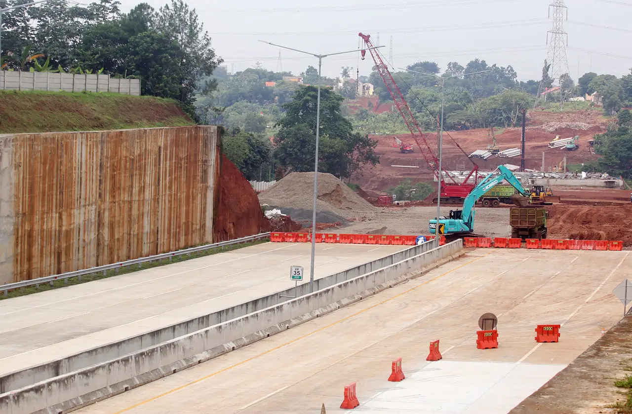 Proyek Tol Pamulang...