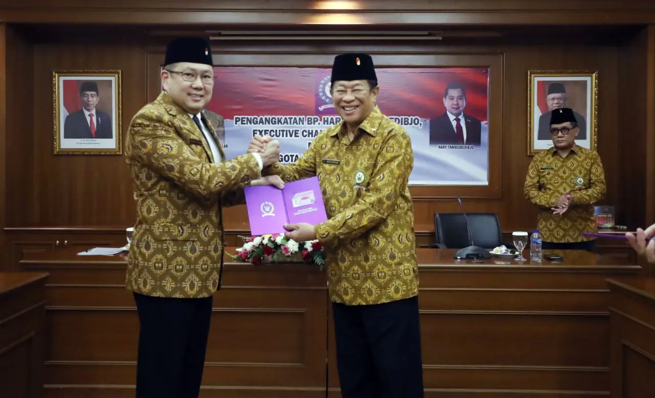 HT Dilantik sebagai...