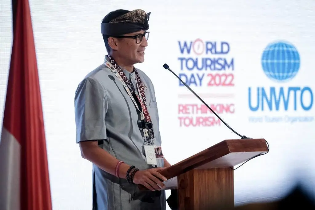 Sandiaga Uno Hadiri...