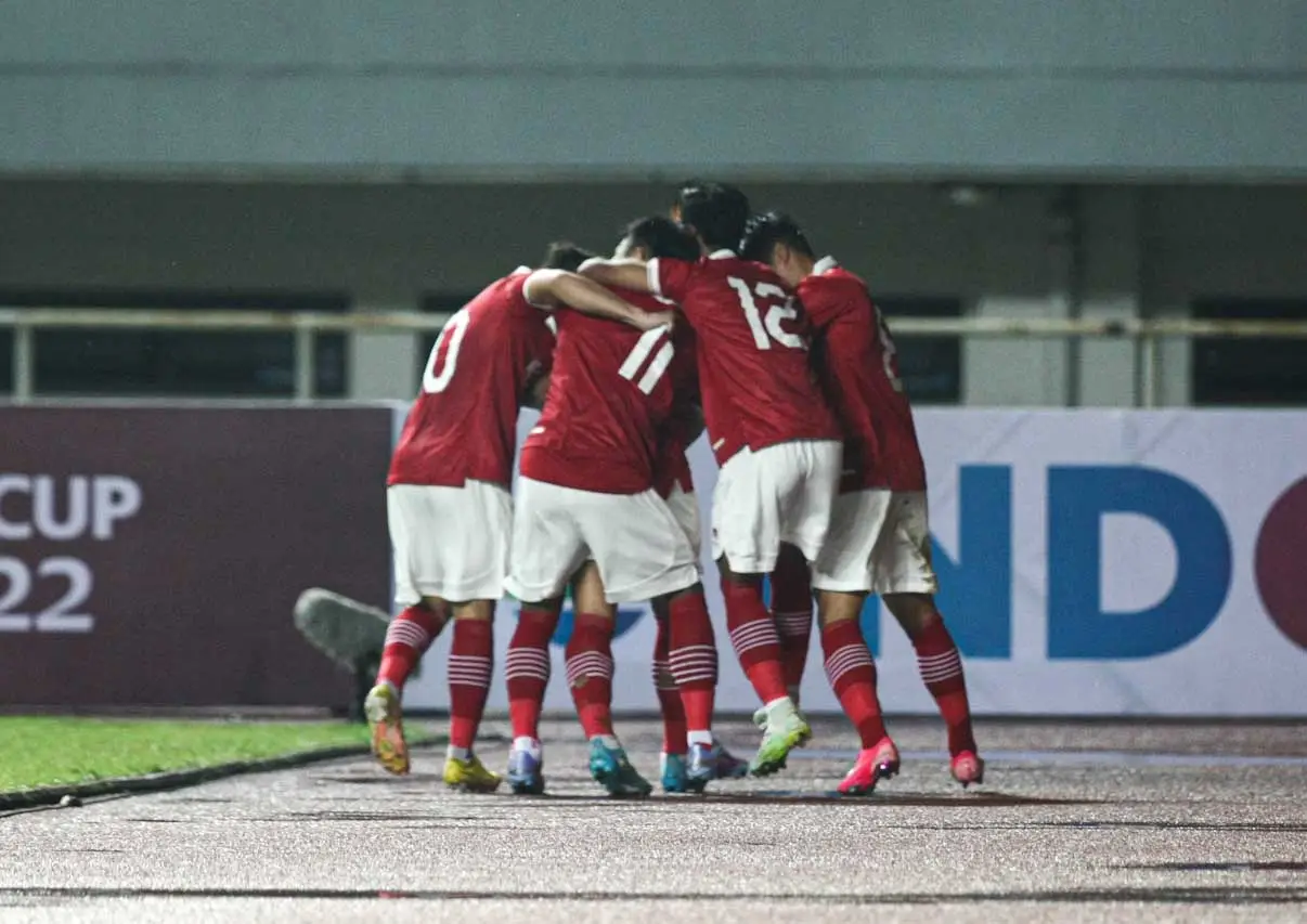 Tampil Spartan, Timnas...