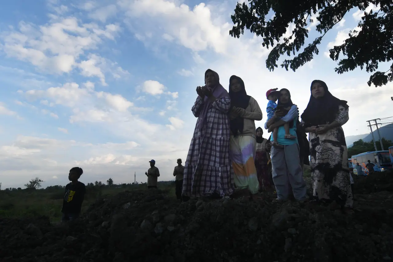 Ziarah Empat Tahun Bencana...