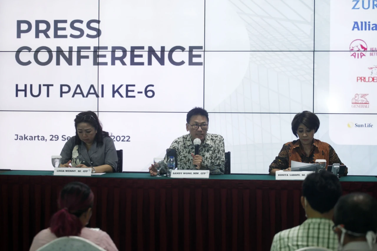 Perkuat Profesi Agen...